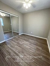 309 SE Grand Ave in Lee's Summit, MO - Building Photo - Building Photo
