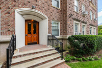 7337 Austin St in Forest Hills, NY - Building Photo - Building Photo