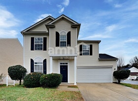 2604 Oasis Ln in Charlotte, NC - Building Photo