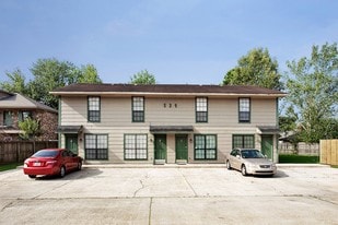 534 S Flannery Rd in Baton Rouge, LA - Building Photo