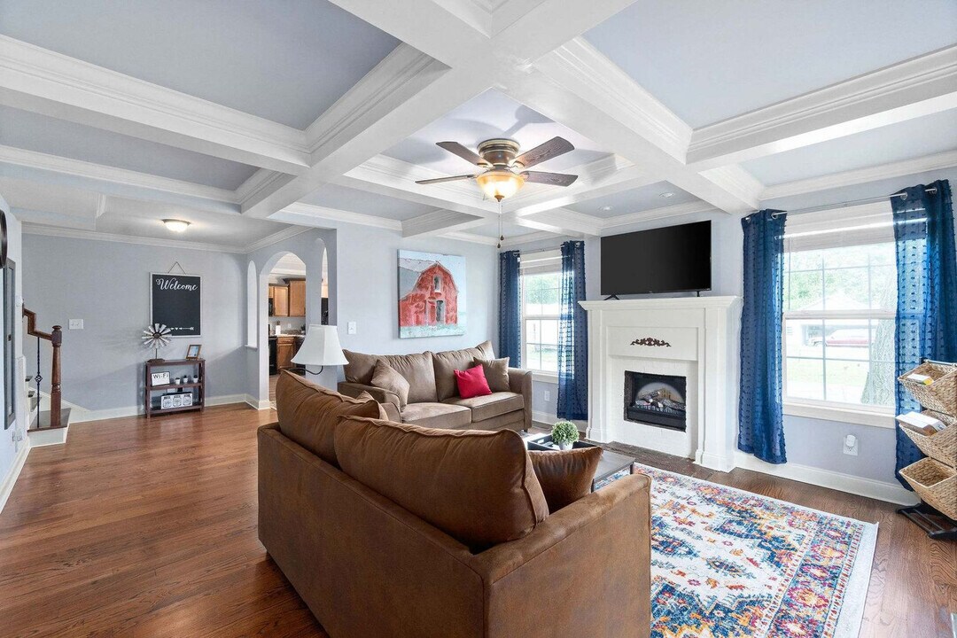 206 E St, Unit SI ID1367378P in Clarksville, TN - Foto de edificio