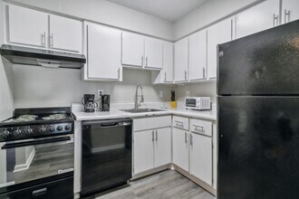 1035 Franklin Gateway SE in Marietta, GA - Building Photo - Building Photo