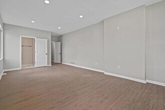 534 Oakwood Ave in Columbus, OH - Building Photo - Building Photo