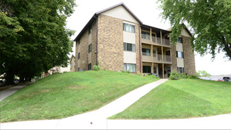 Hawkeye Park Apartments