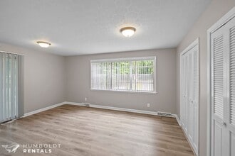 Chamberlain Pines in Shelby, NC - Building Photo - Building Photo