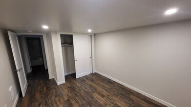 1460 NW Newport Ave in Bend, OR - Foto de edificio - Building Photo