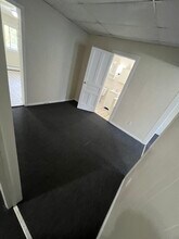 122 S Main St, Unit 3 in Oriskany Falls, NY - Building Photo - Building Photo