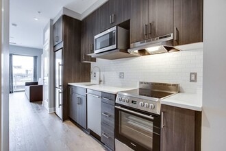 2550 17th St NW in Washington, DC - Building Photo - Building Photo