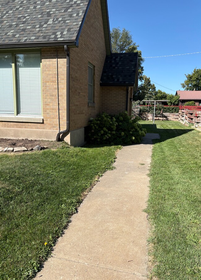 property at 216 S 3rd St E