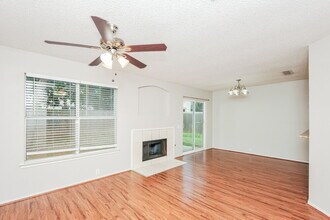 8564 Charleston Ave in Fort Worth, TX - Building Photo - Building Photo