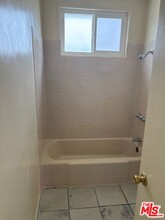 6107 Brynhurst Ave in Los Angeles, CA - Building Photo - Building Photo