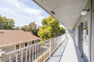 472 Jean in Oakland, CA - Building Photo - Building Photo