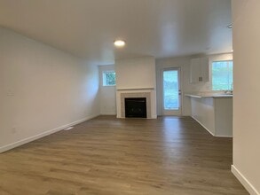 37912 20th Ct S in Federal Way, WA - Building Photo - Building Photo