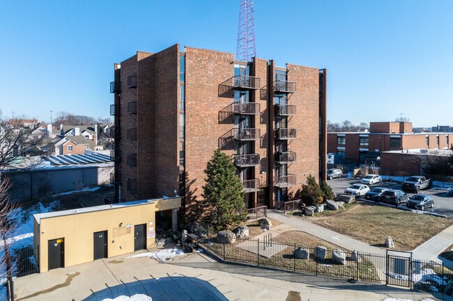 2933 Baltimore Ave in Kansas City, MO - Foto de edificio - Building Photo