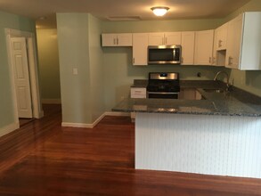 349 Seaver St in Boston, MA - Foto de edificio - Building Photo