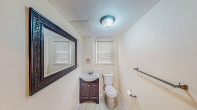 5512 Hamilton Ave in Baltimore, MD - Building Photo - Building Photo