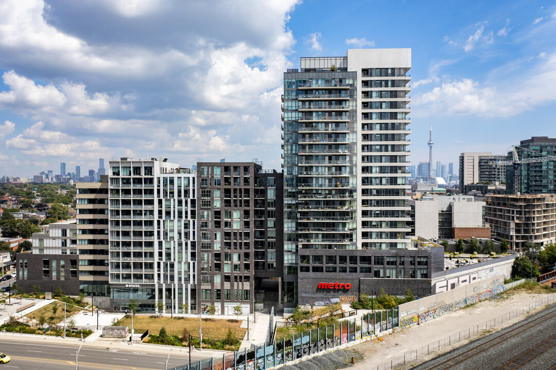 The Carnaby in Toronto, ON - Building Photo