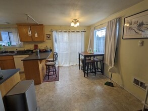 206 Cherry St in Moscow, ID - Building Photo - Building Photo