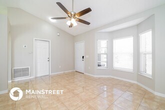 321 Erie Dr in Kissimmee, FL - Building Photo - Building Photo