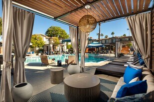 Canterra in Palm Desert, CA - Building Photo