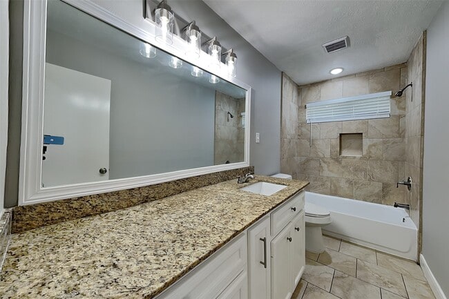 property at 17326 Masonridge Dr