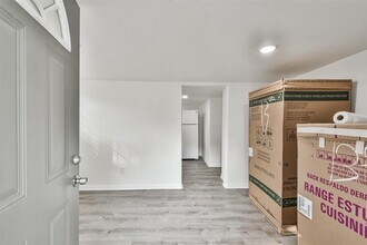 1512 18th St-Unit -A in Huntsville, TX - Building Photo - Building Photo