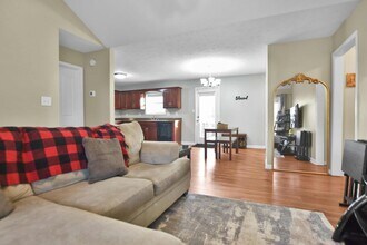 3414 Fox Meadow Way in Clarksville, TN - Building Photo - Building Photo