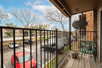 8109 Skillman St in Dallas, TX - Building Photo - Building Photo