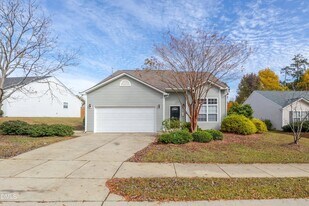 228 Weststone Blvd, Unit 1122 in Fuquay Varina, NC - Building Photo