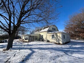 1011 Cedar St in Eudora, KS - Building Photo - Building Photo