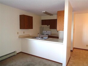 900 Hengen St in Fairmont, MN - Building Photo - Building Photo