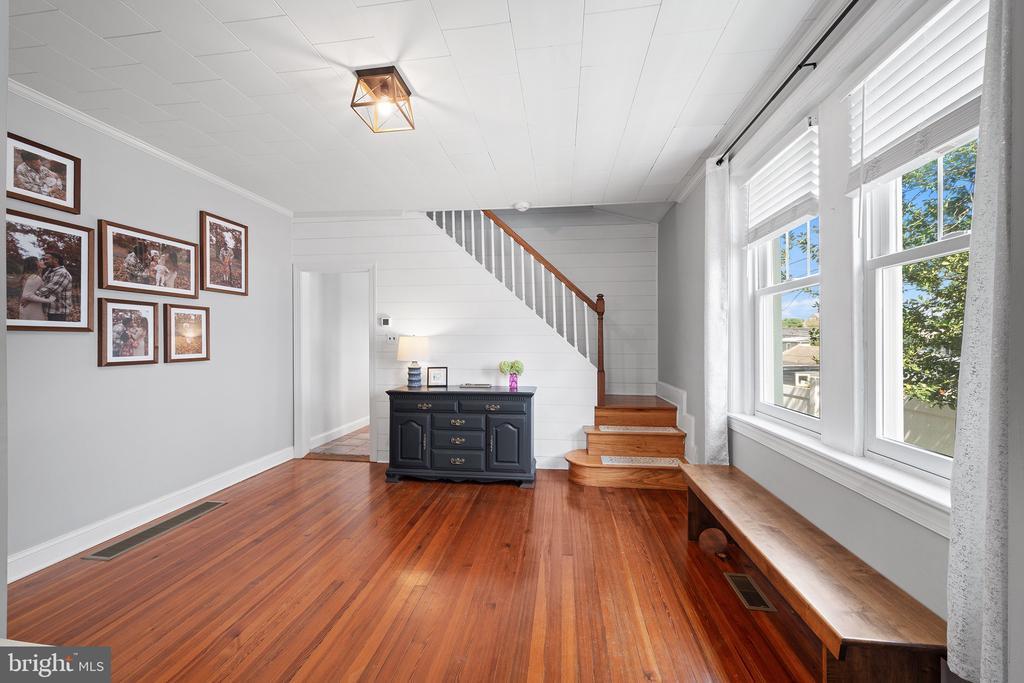 226 E 8th Ave in Conshohocken, PA - Building Photo