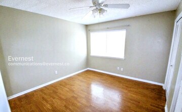5801 Thunderbird St in Lago Vista, TX - Building Photo - Building Photo