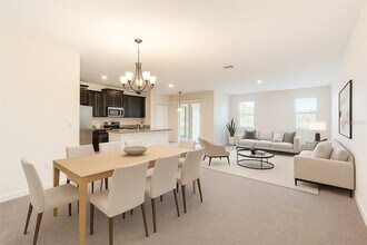 2037 Lakeside Ave in Davenport, FL - Building Photo - Building Photo