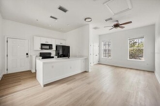 1316 Lake Baldwin Ln in Orlando, FL - Building Photo - Building Photo