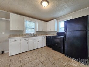 317 Westview St in Kannapolis, NC - Building Photo - Building Photo