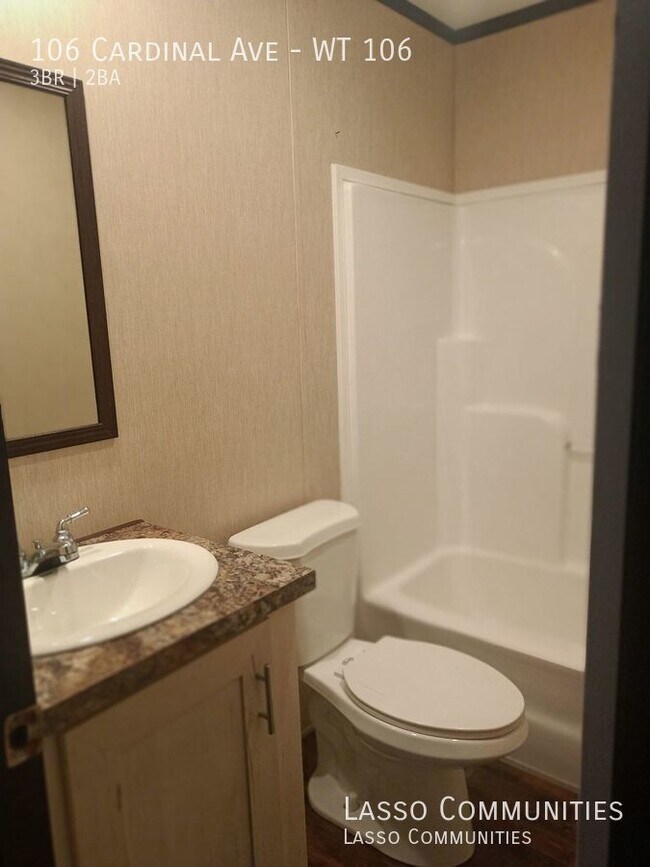 106 Cardinal Ave-Unit -WT 106 in Raeford, NC - Building Photo - Building Photo