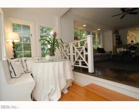 925 Windsor Rd in Virginia Beach, VA - Building Photo - Building Photo