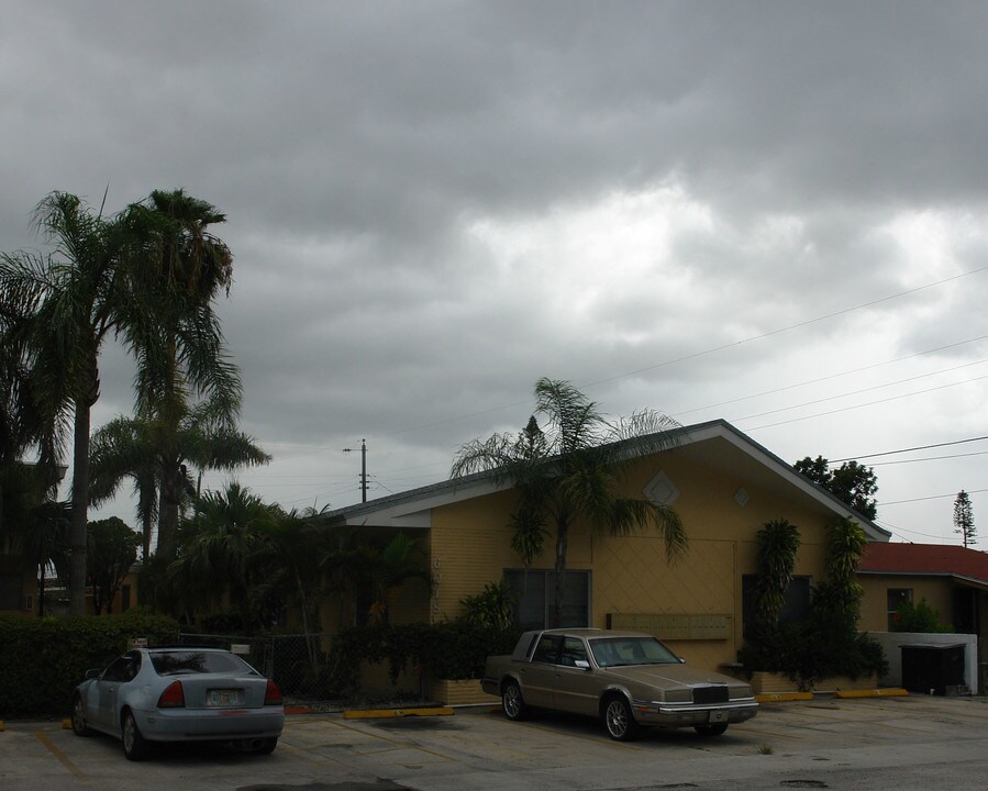 6018 Fillmore St in Hollywood, FL - Building Photo