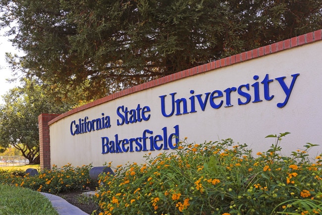 Apartments for rent in Laurelglen, CA