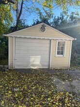 21408 Collingham Ave in Farmington Hills, MI - Building Photo - Building Photo