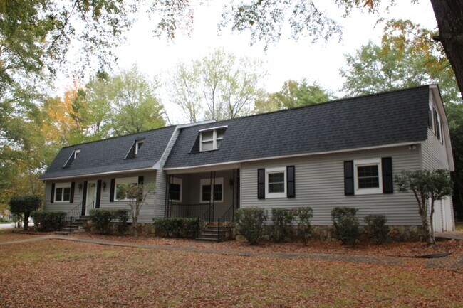 24 Dahlglen Ave in Greenville, SC - Building Photo - Building Photo