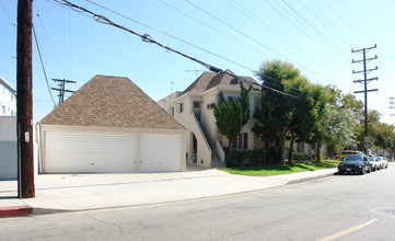 Chateau Domus in Glendale, CA - Building Photo - Building Photo