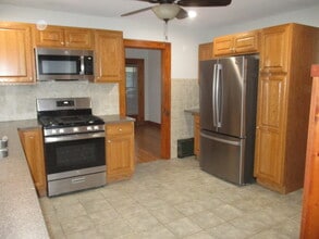 1802 Church St in Streator, IL - Building Photo - Building Photo