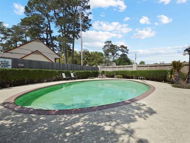property at 17641 Red Oak Dr