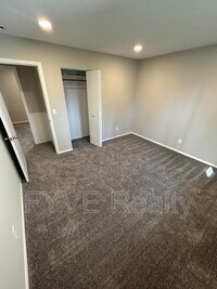 33853 Patton Dr photo'