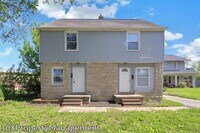 2063-2065 W Mound St