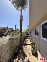 200 Larsson St in Manhattan Beach, CA - Building Photo - Building Photo