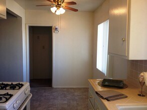 Grandview Apartments in Downey, CA - Building Photo - Interior Photo