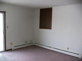 Westgate SW - RESIDENT Heat & Water PAID! in Cedar Rapids, IA - Building Photo - Building Photo